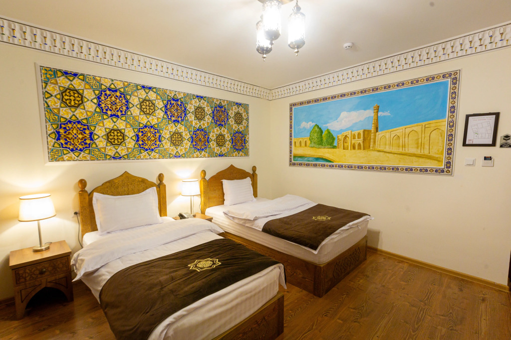 Hotel Iman