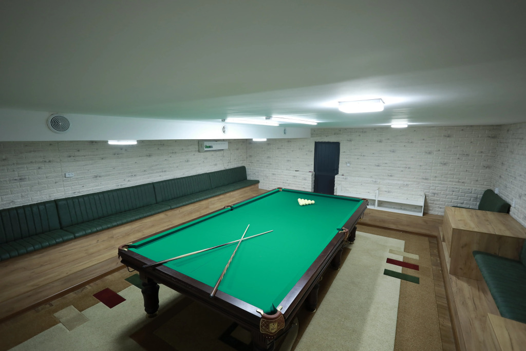 IDEAL Hotel