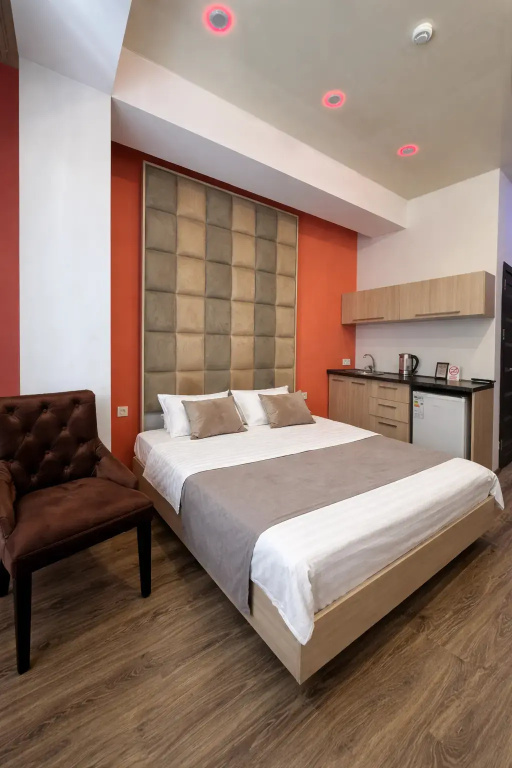 Amiryan by Armani hotels collection