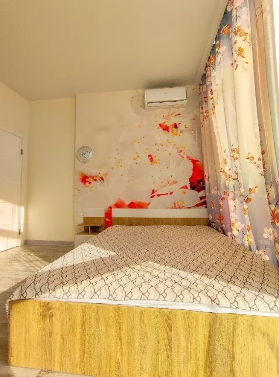 Квартира Двухкомнатная 68 м² Сафари