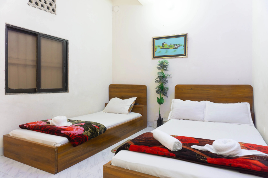 Отель White House International Residential