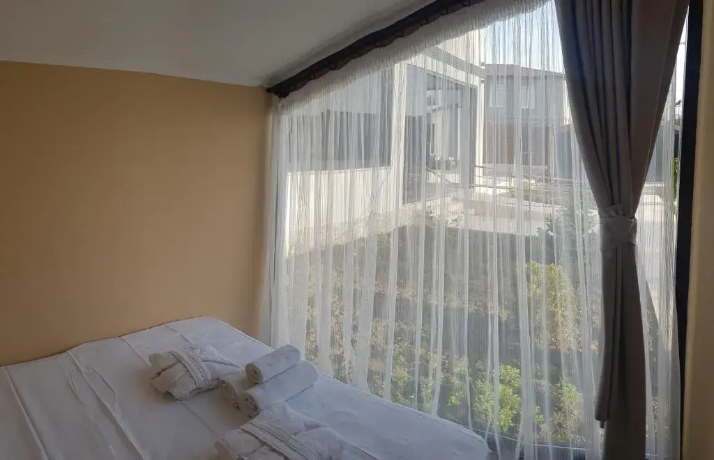 Chernyi Slon Hotel