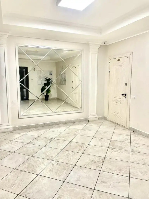 Vozle Expo Flat