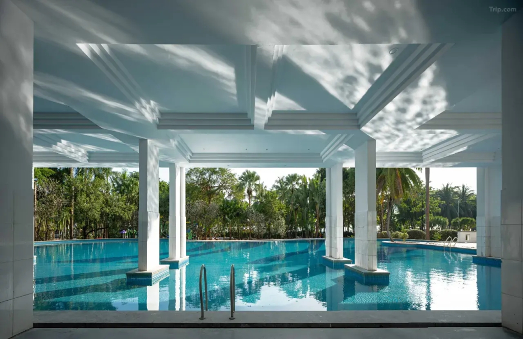 Отель Novotel Sanya Bay Yatai