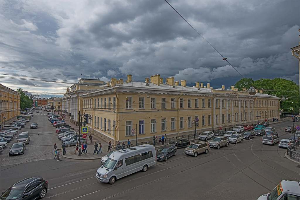 Квартира-студия для троих у Русского музея Дом Художников BookingSPB