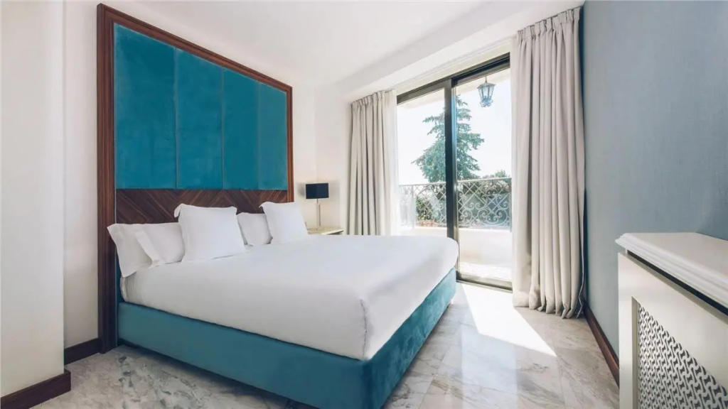 Iberostar Waves Slavija