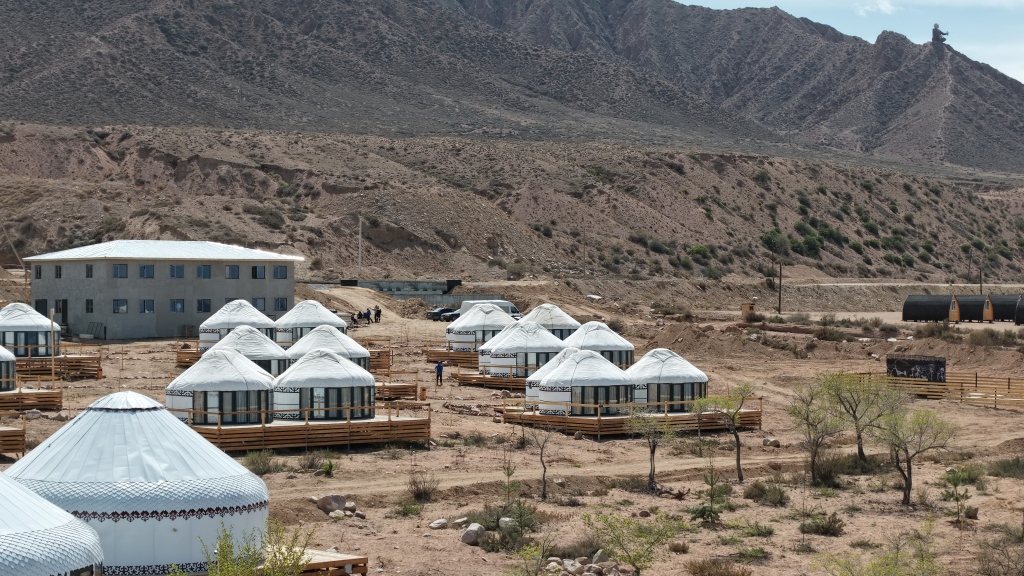 Глэмпинг Oimo Tash Yurt Camp