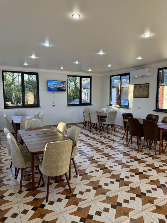 Курортный отель Akhan Resort Gagra - Виллы у реки с видом на горы возле моря