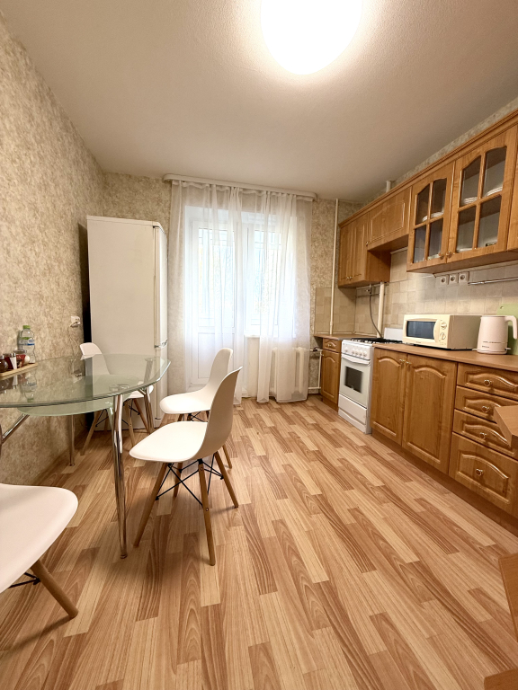 Квартира Просторная Рядом с Ледовым Дворцом