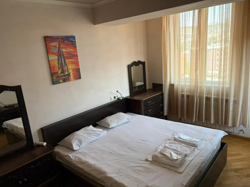 Апартаменты RentInnYerevan 1 Pushkin Street
