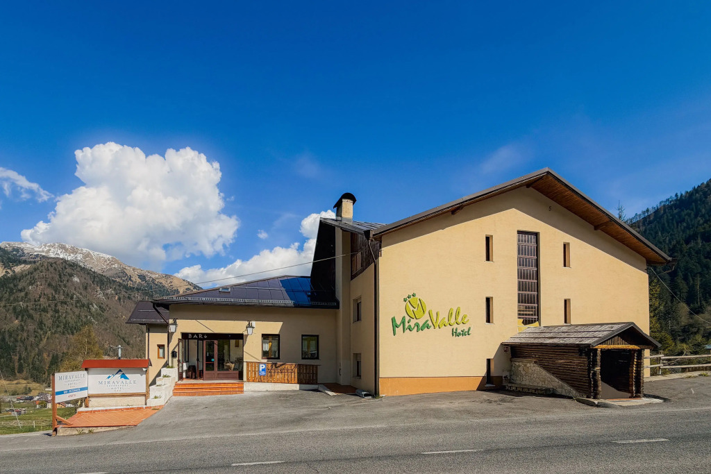Отель Miravalle Supersport Hotel