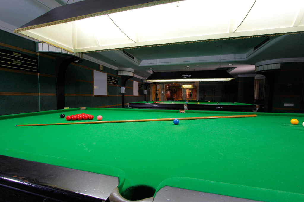 Royal Benja Hotel - Big Rooms, Family Friendly