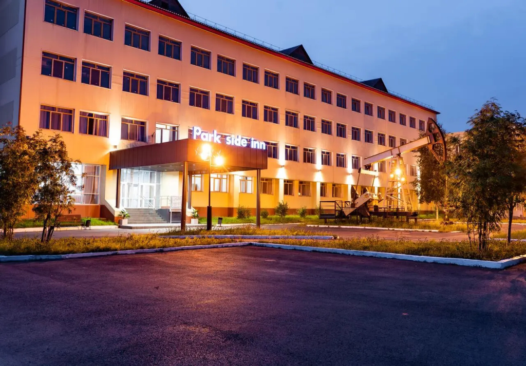 Park Side Inn