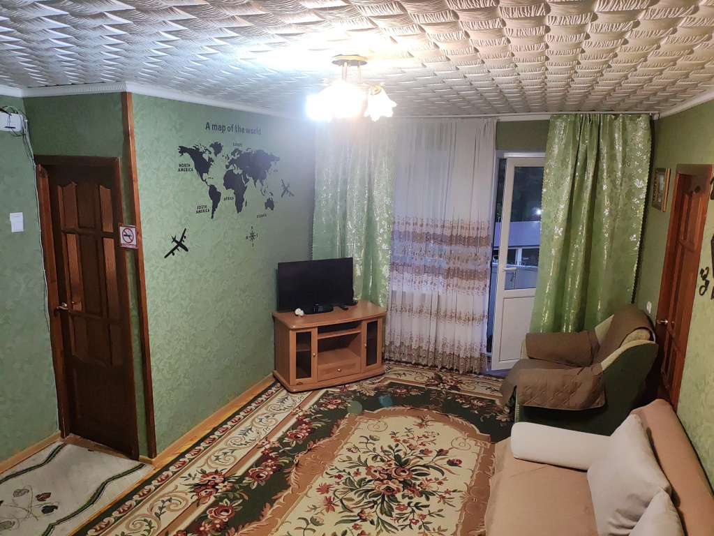 Квартира двухкомнатная в Домбае