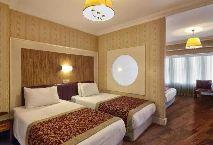Taksim Metropark Hotel