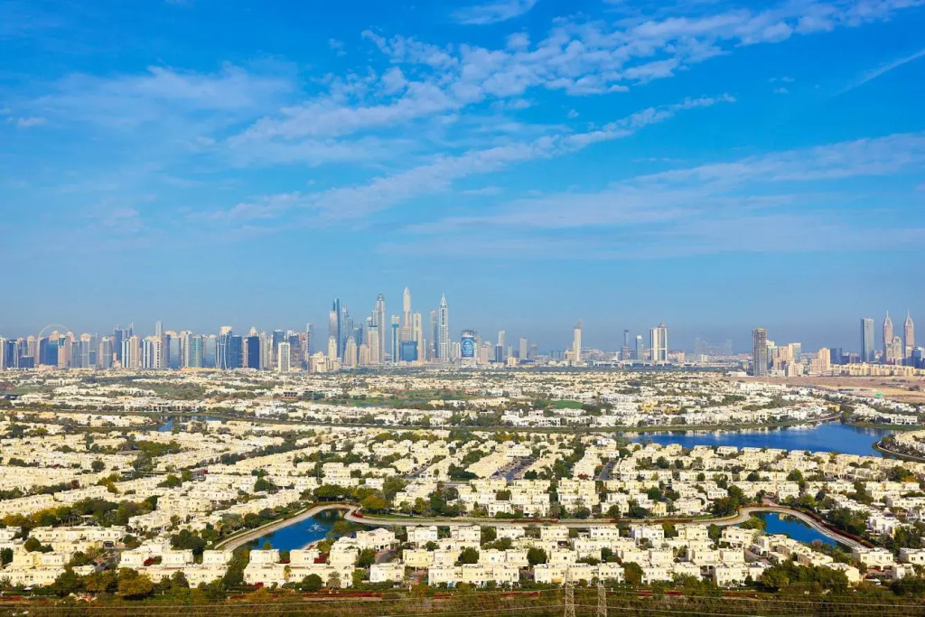 Hotel Local Dubai, Jumeirah Village Triangle, Autograph Collection