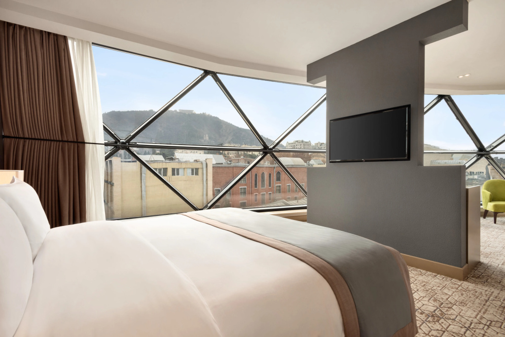 Отель Wyndham Grand Tbilisi