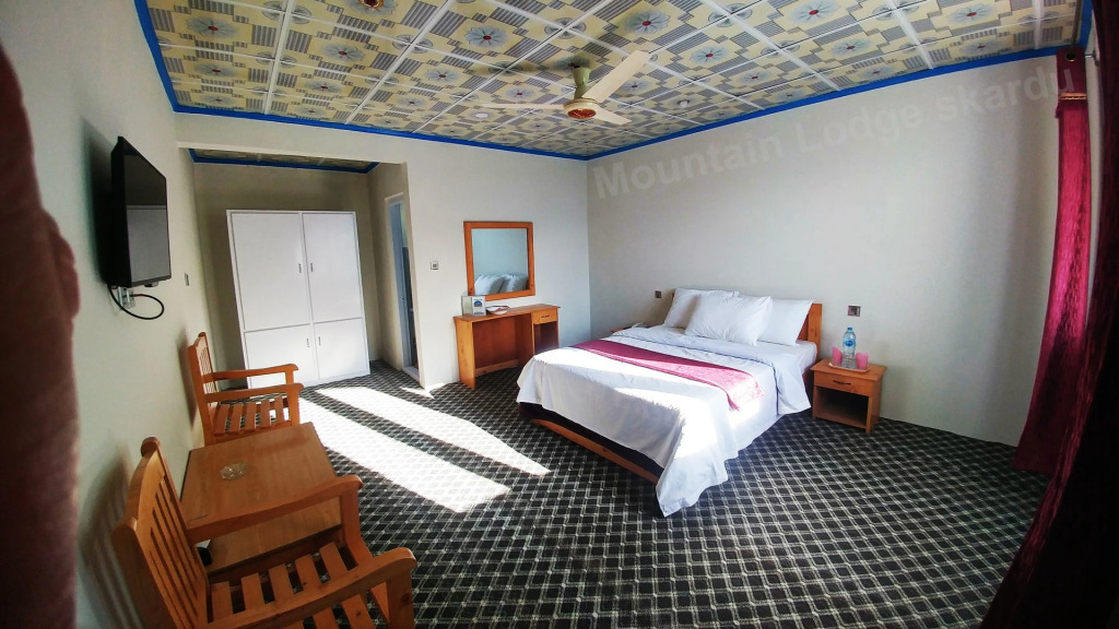 Hotel Mountain Lodge Skardu
