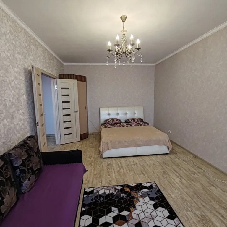 Квартира в 10-й Микрорайоне 133