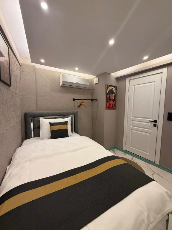 Апартаменты Compact and clean studio near Taksim metro station
