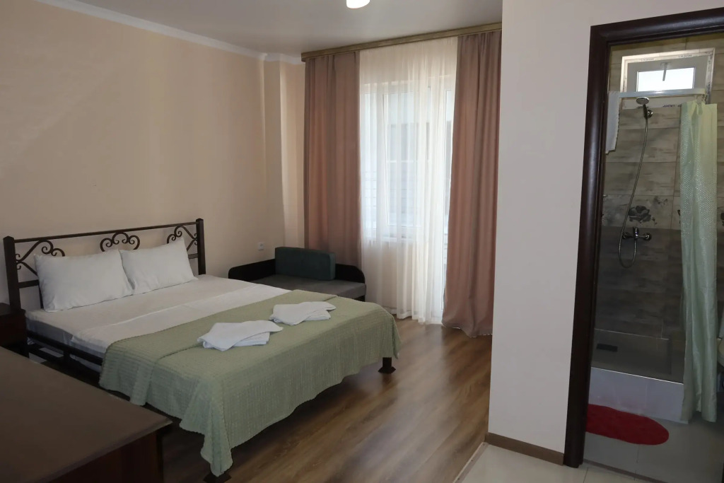 Abas Hotel