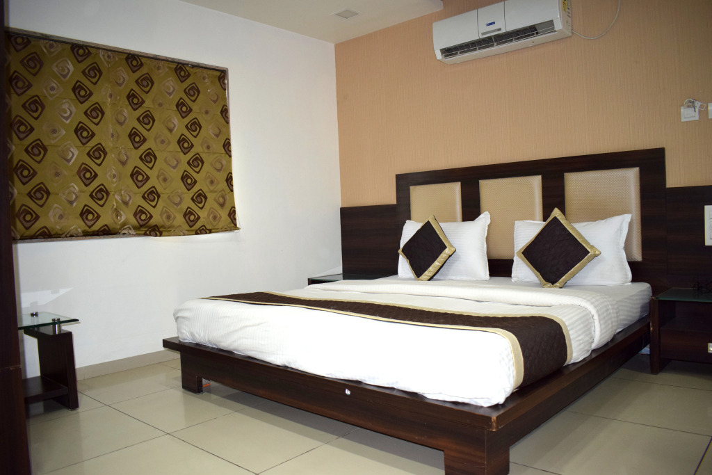 Отель Krishna Inn