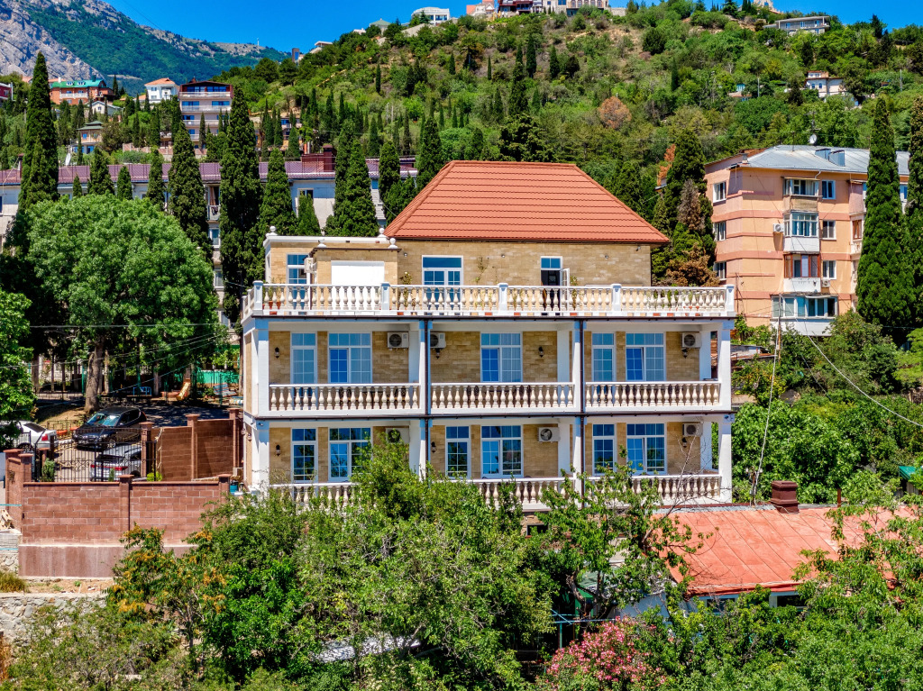 Каштановая Аллея