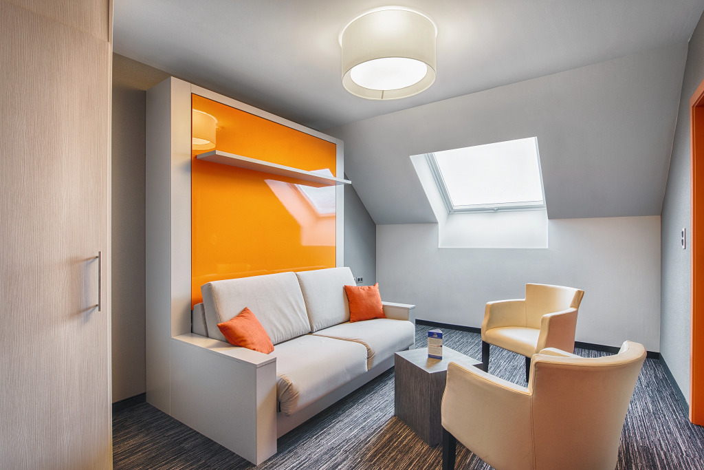 Отель Orange