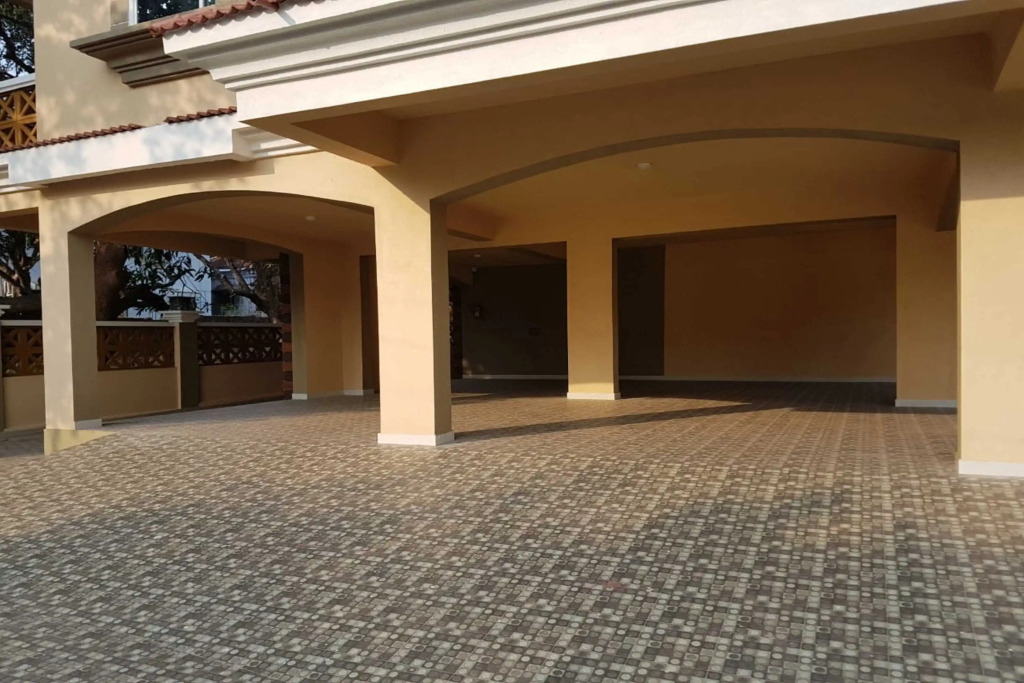 Отель JM Vista Suites