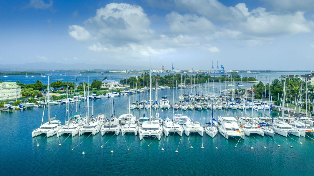 La Marina Seven