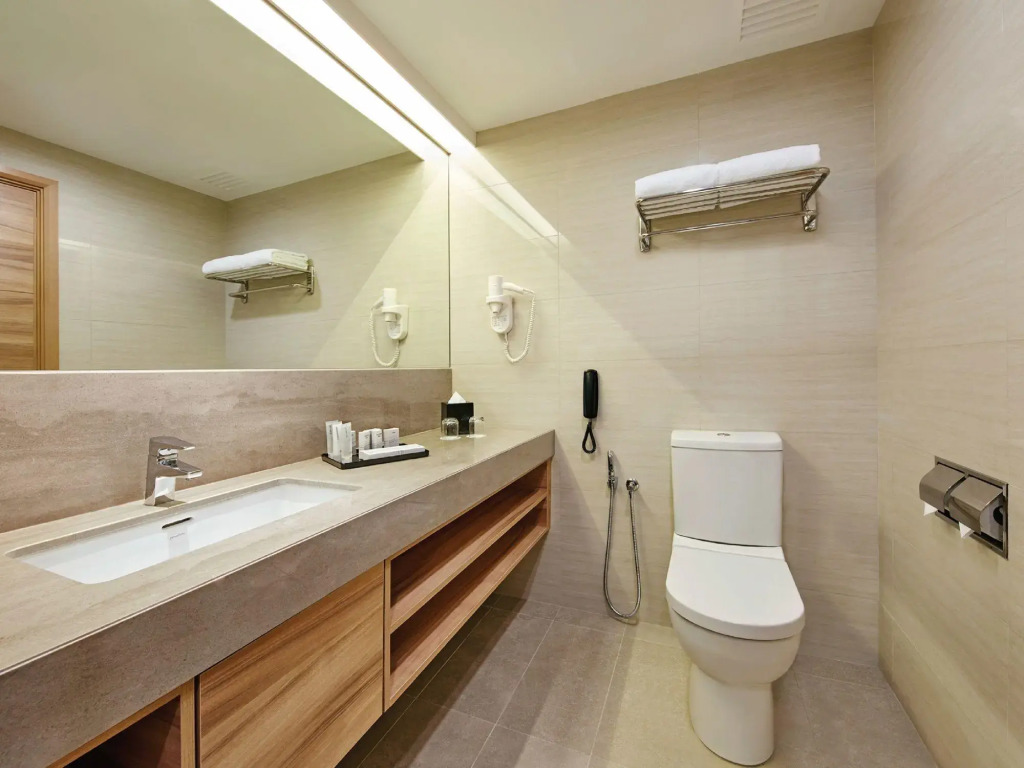Sunway Lagoon Hotel , formerly Sunway Clio Hotel