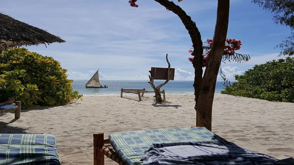 Вилла Family Beach Bungalows