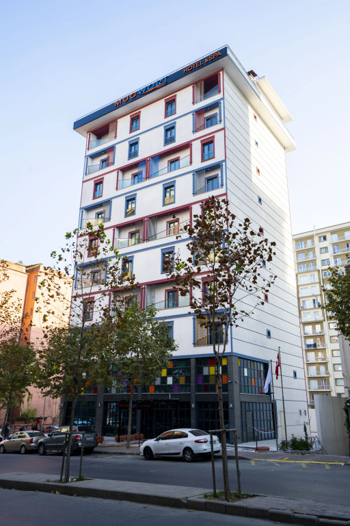 Mugwort Hotel & Spa