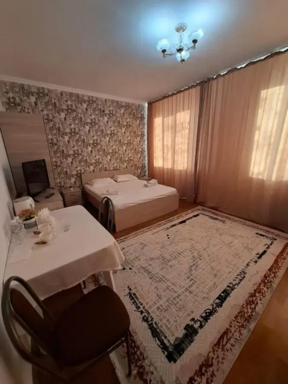 Отель Аура