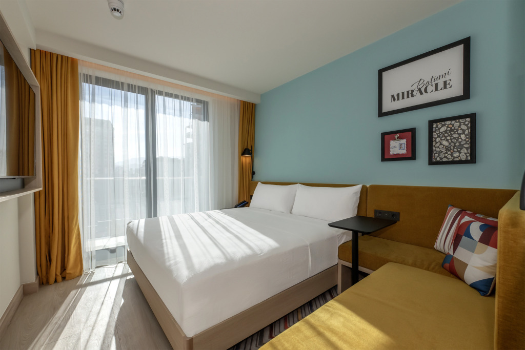 Отель Hampton By Hilton Batumi Center