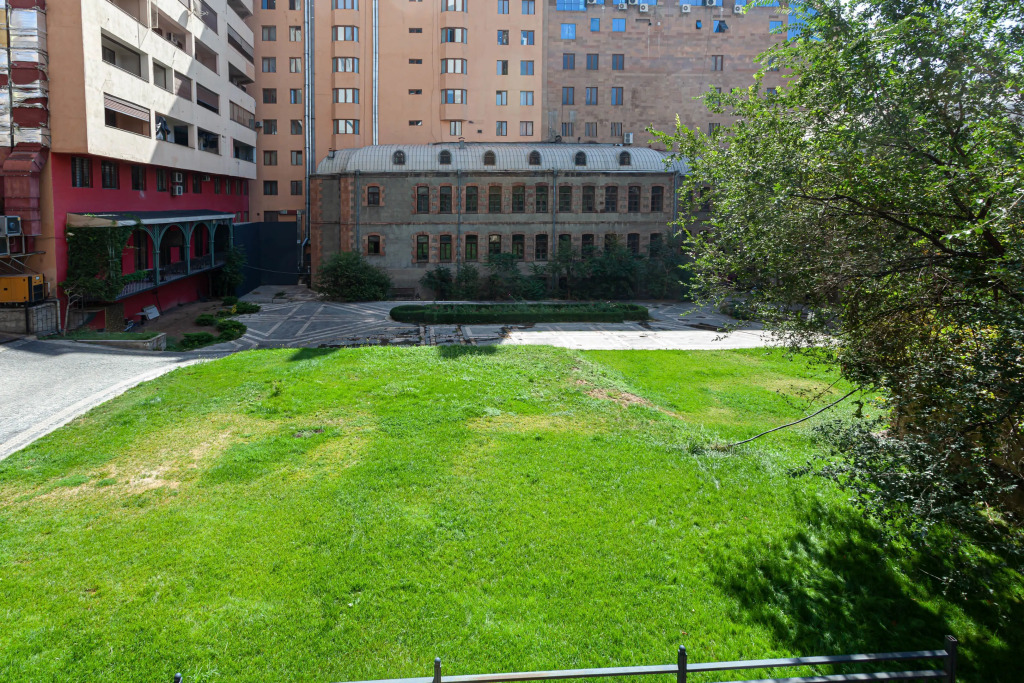 Апартаменты on Koghbatsi Str. 16-4