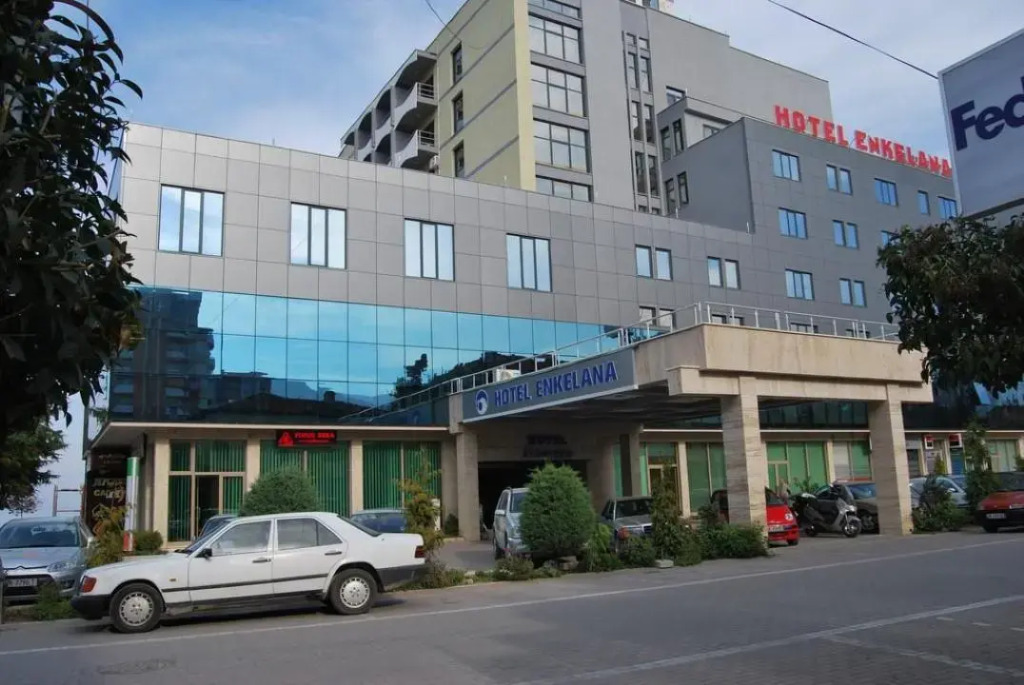 Отель Enkelana