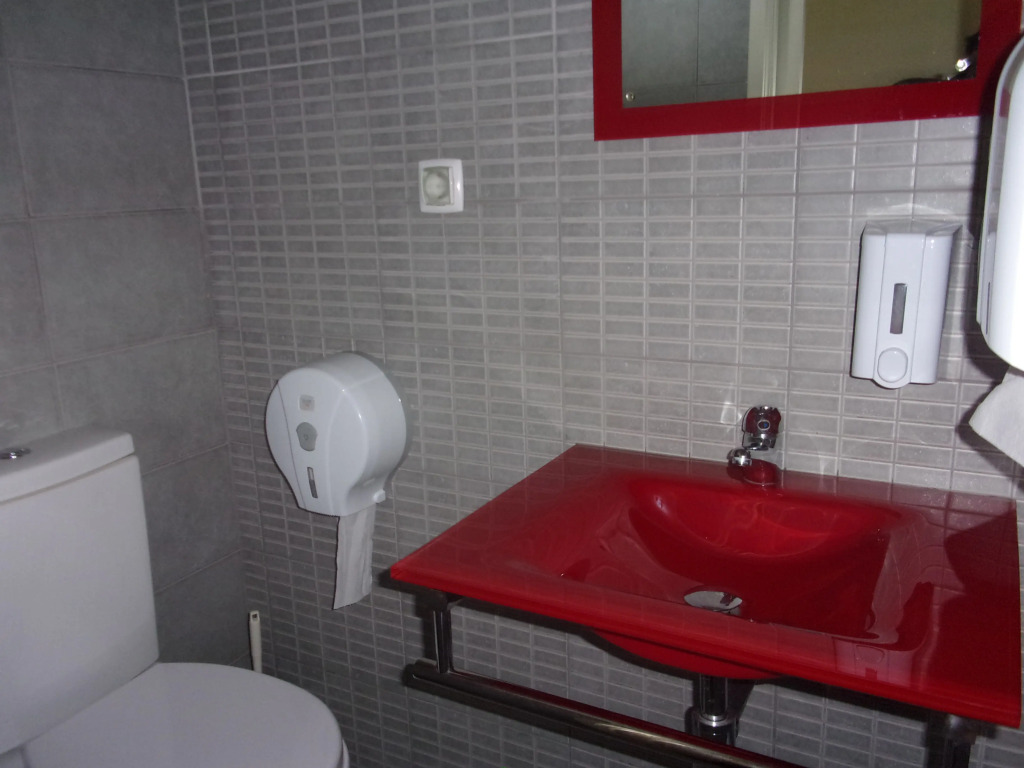 Hostel 402