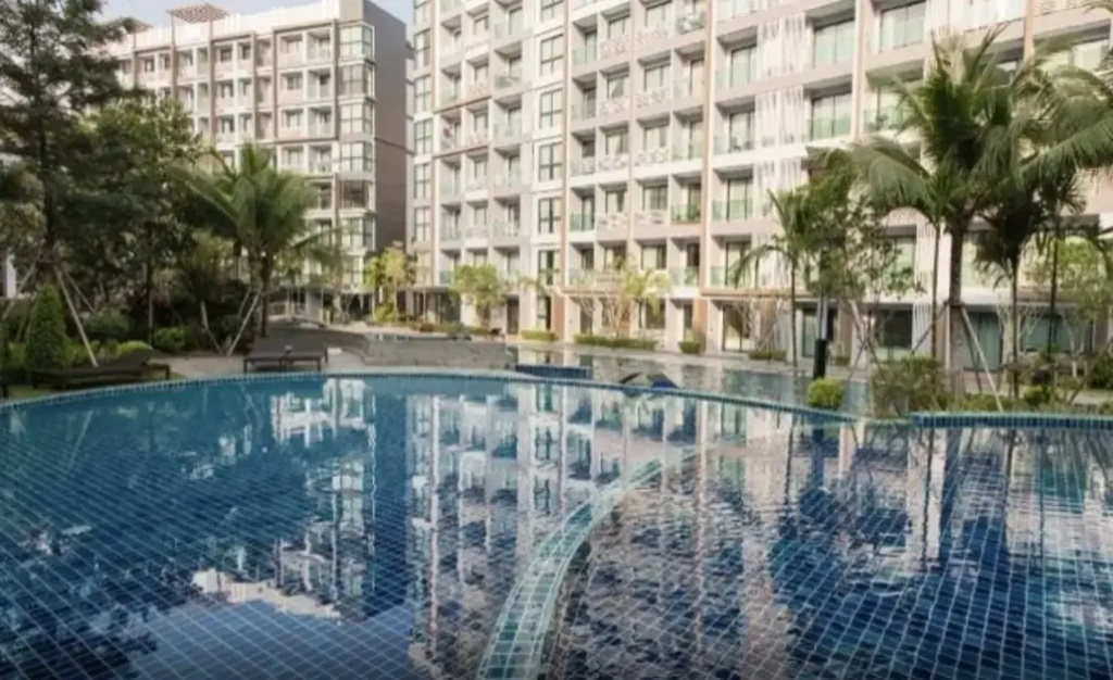 Dusit Grand Park 1