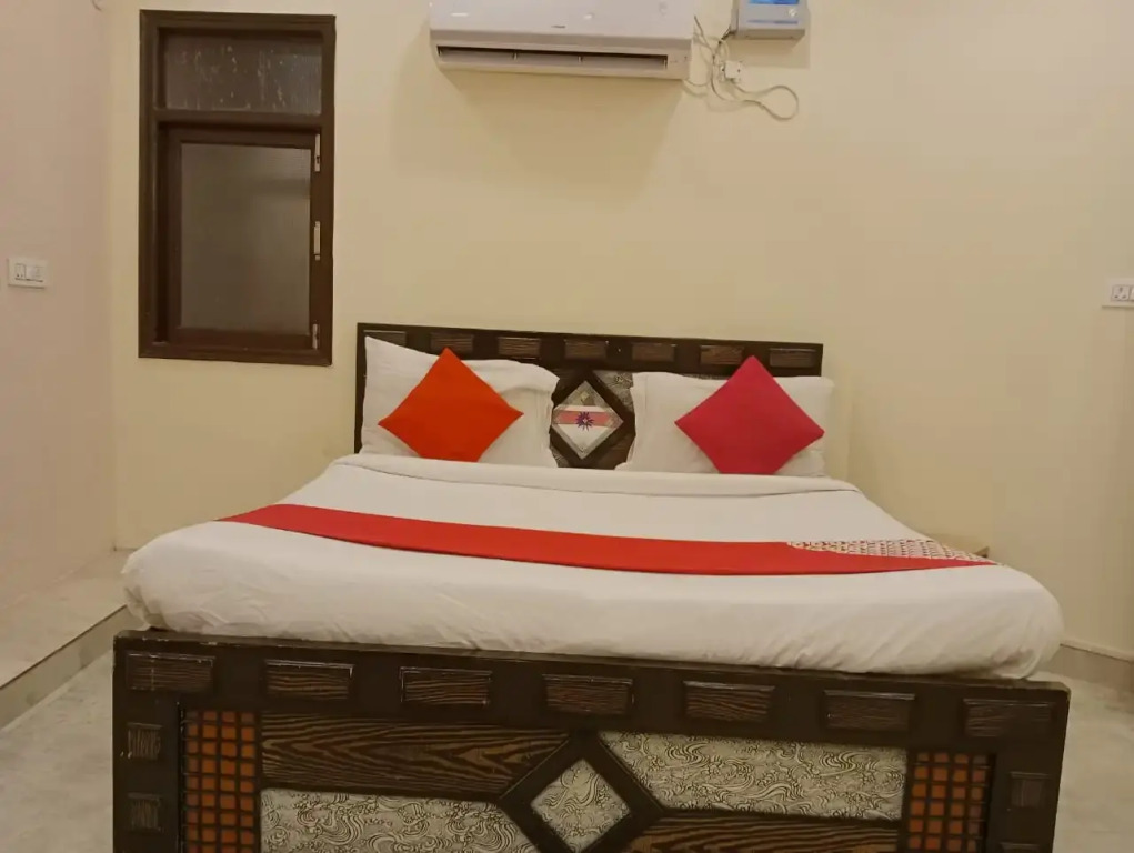 Отель Raj Residency Govindpuri