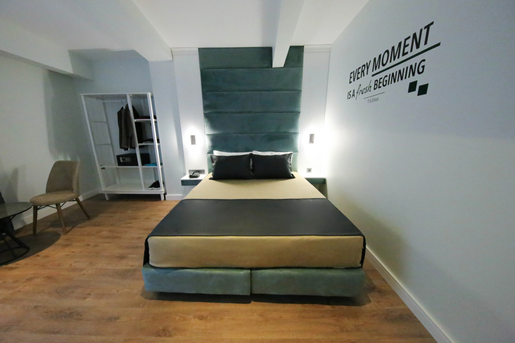 AXU AIRPORT HOTEL