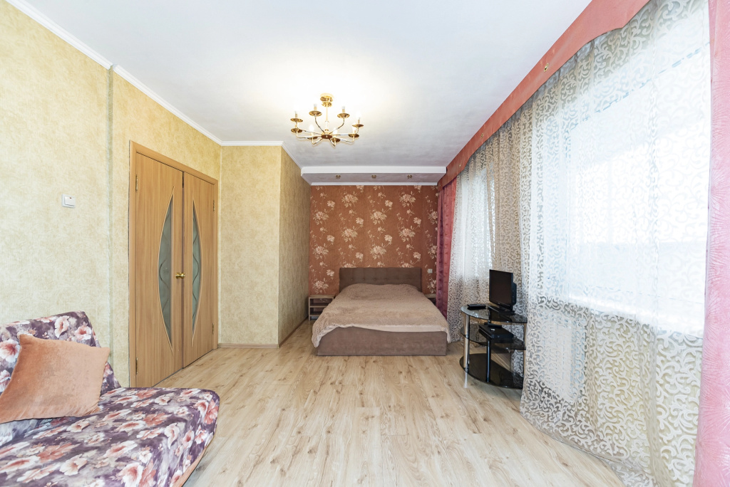 Апартаменты Серова 27