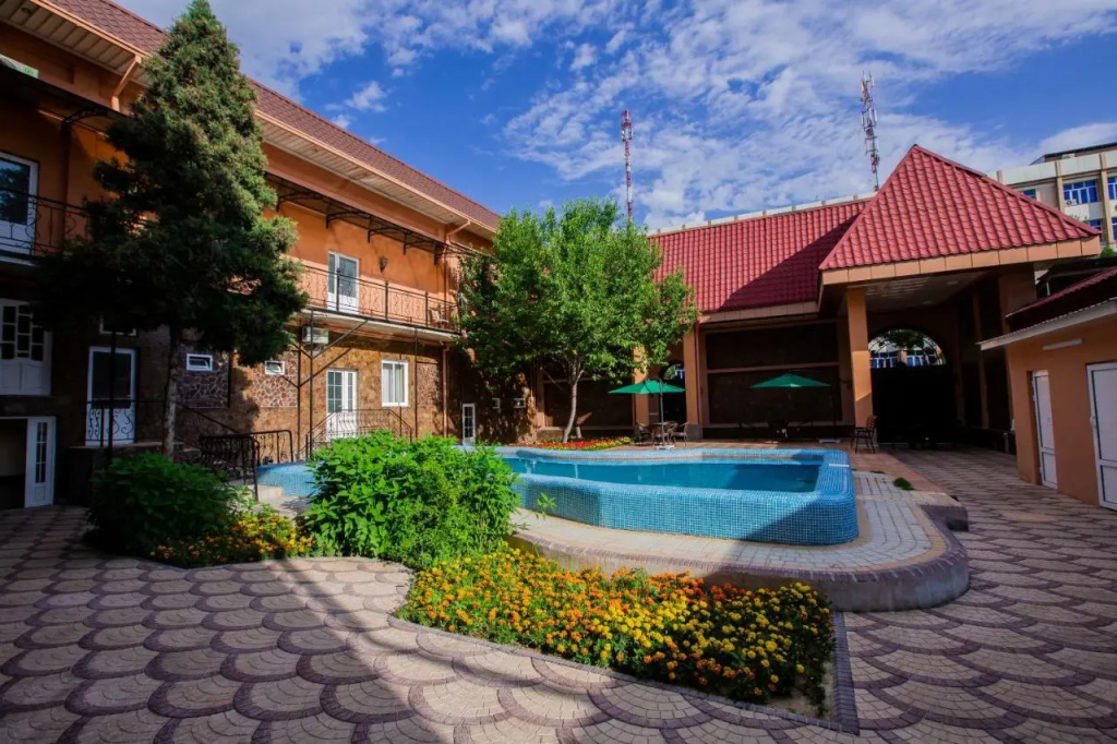 Отель Art House