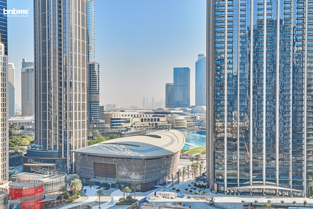 Апартаменты Bnbmehomes  Lux Haven Burj View Opera District - 1408
