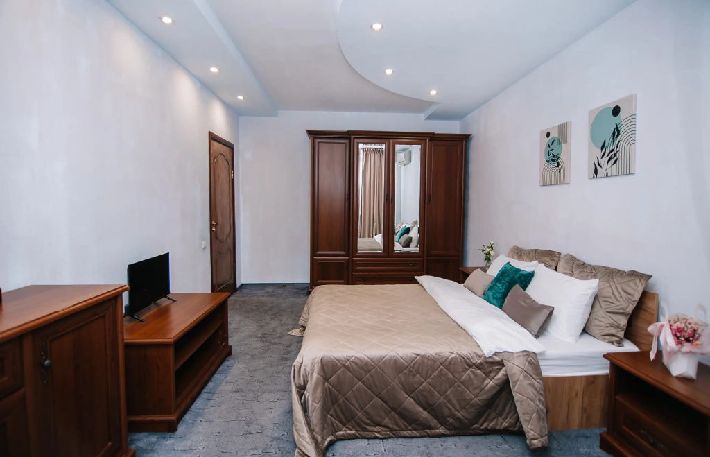 Квартира Myhome Yourhome рядом с Ботаническим садом на ул. Академика Платонова д.10 к.4.