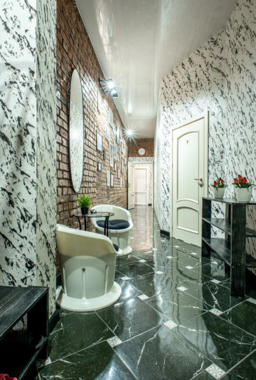 Апартаменты Black & White на Сенной