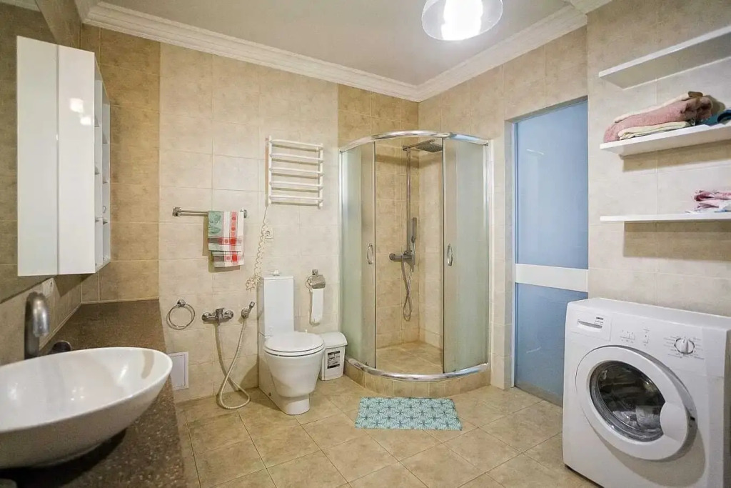 Квартира с большой террасой и шикарным видом на море горы и город