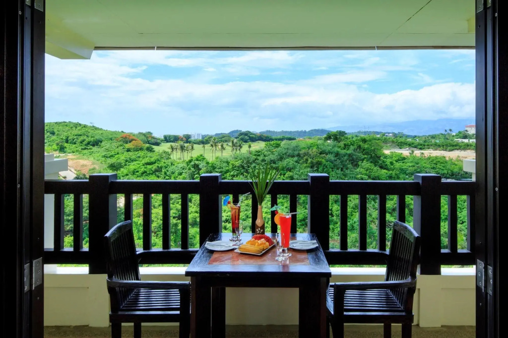 Отель Alta Vista De Boracay