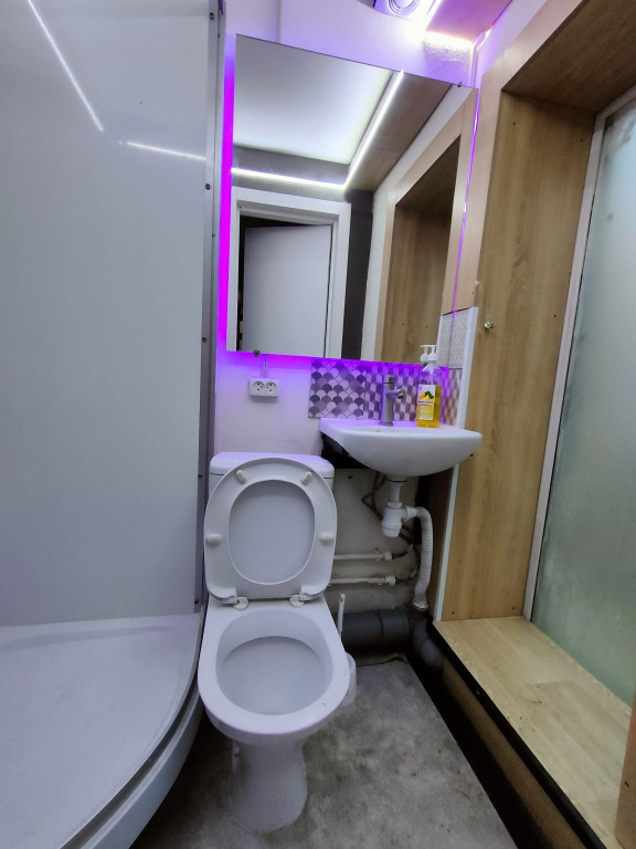 Hostel 365