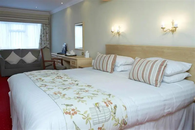 Consort Hotel, Urban Spa & Glamping Pods